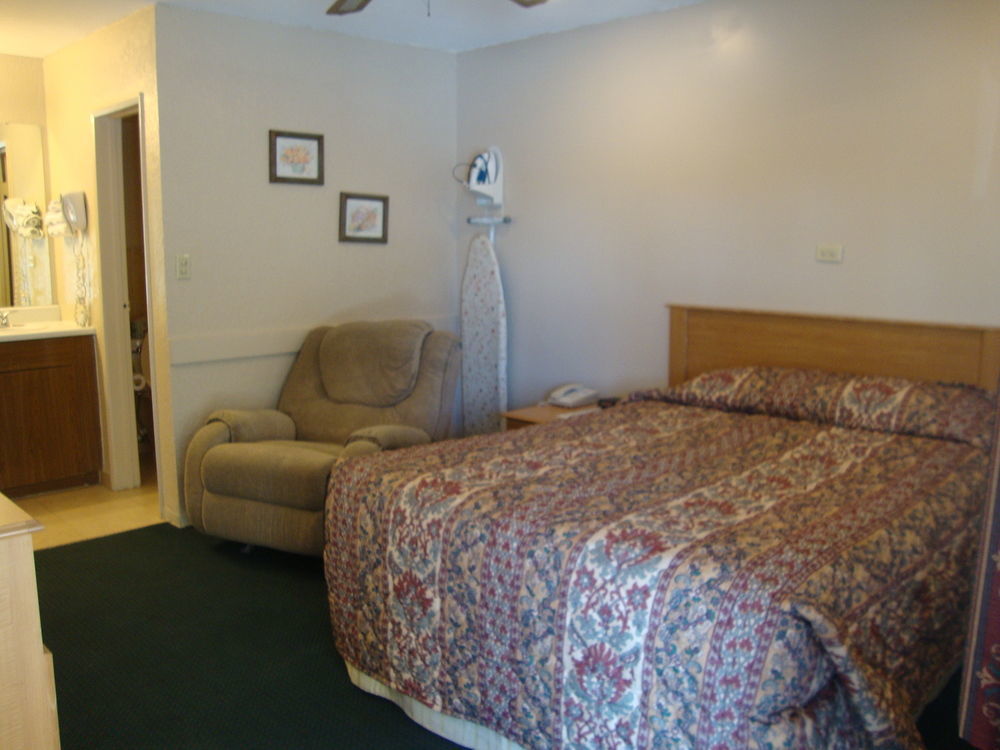 Townhouse Inn And Suites Brawley エクステリア 写真