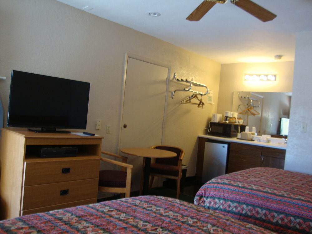 Townhouse Inn And Suites Brawley エクステリア 写真