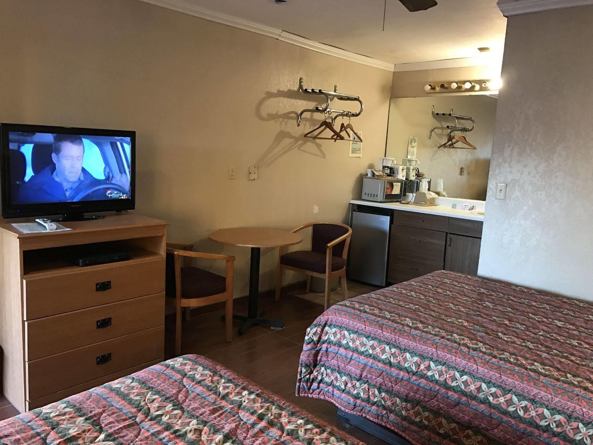 Townhouse Inn And Suites Brawley エクステリア 写真